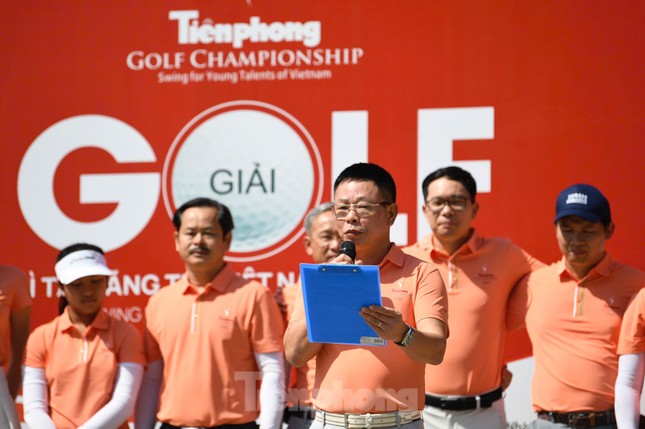 tien phong golf championship chung tay giup sinh vien co hoan canh kho khan vung buoc den truong hinh 1