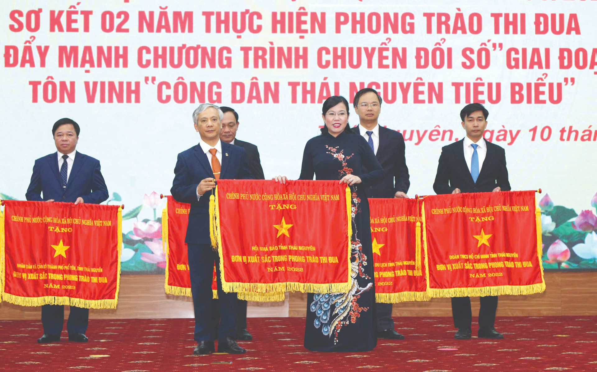 boi duong doi ngu lam bao thoi ky cong nghe so voi khat vong doi moi sang tao hinh 2