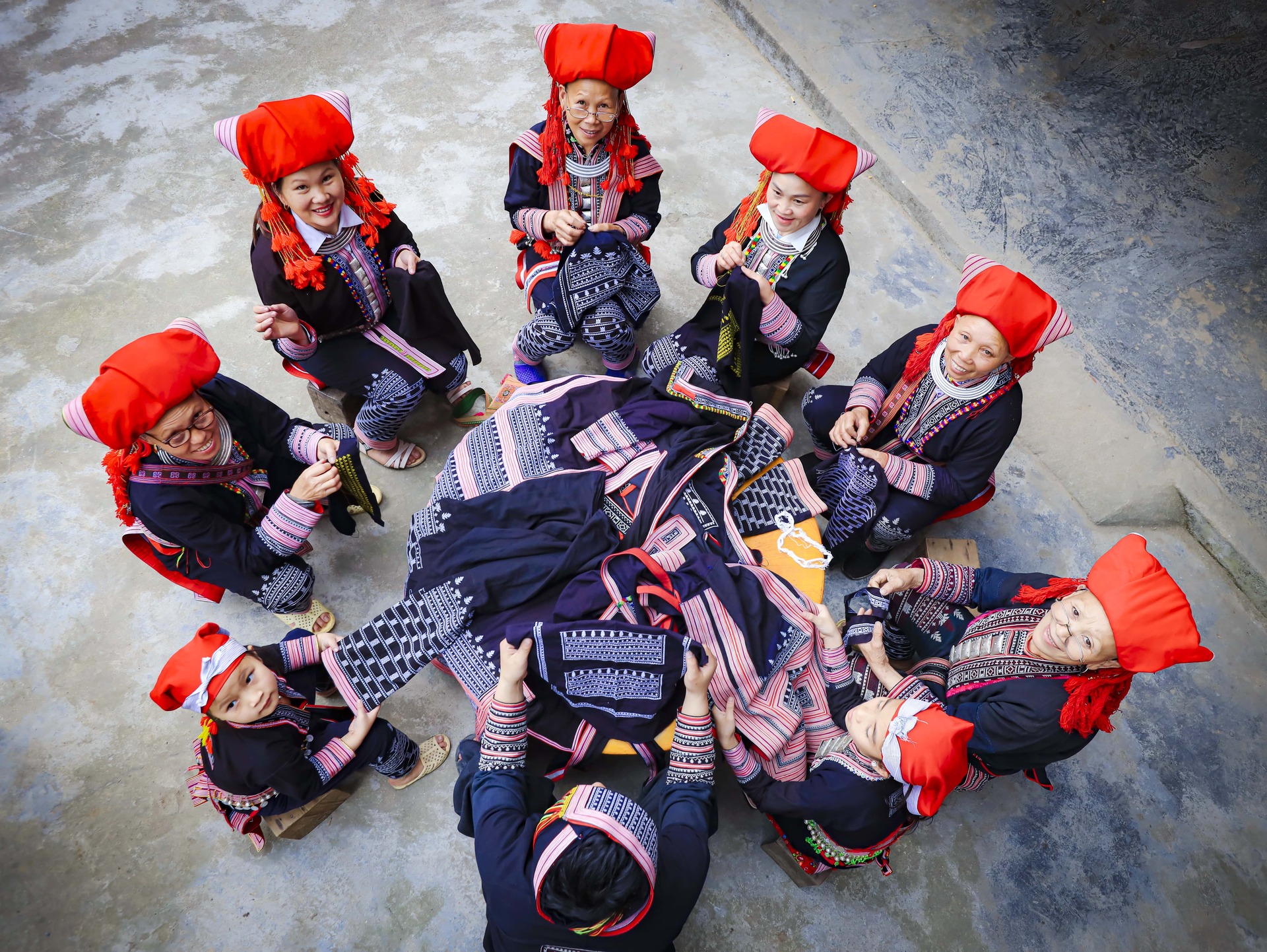 nhieu hoat dong van hoa dac sac tai festival tho cam lao cai  sac mau van hoa hinh 2