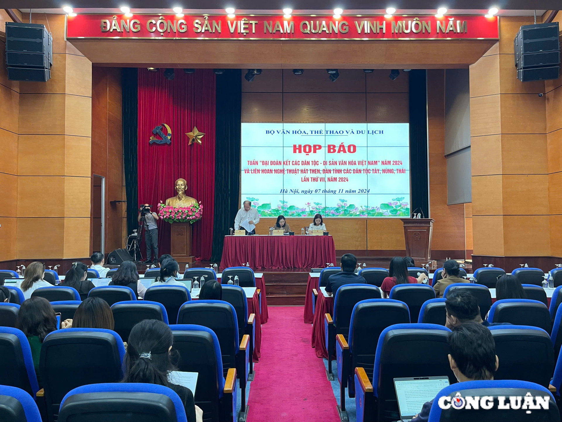 tuan dai doan ket cac dan toc  di san van hoa viet nam nam 2024 dien ra tu ngay 15 11 hinh 2