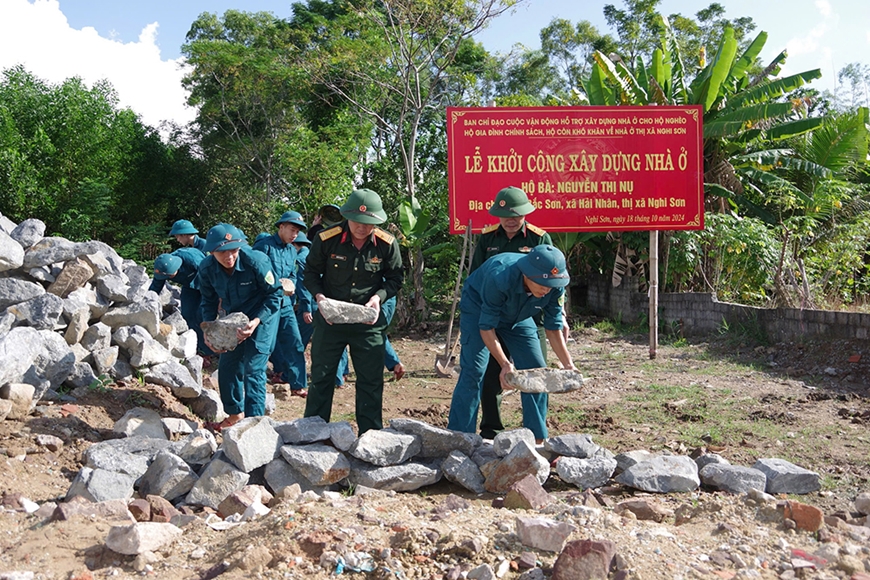 tang cuong tuyen truyen tao dong thuan xa hoi de nguoi dan doanh nghiep chung tay xoa nha tam nha dot nat hinh 1