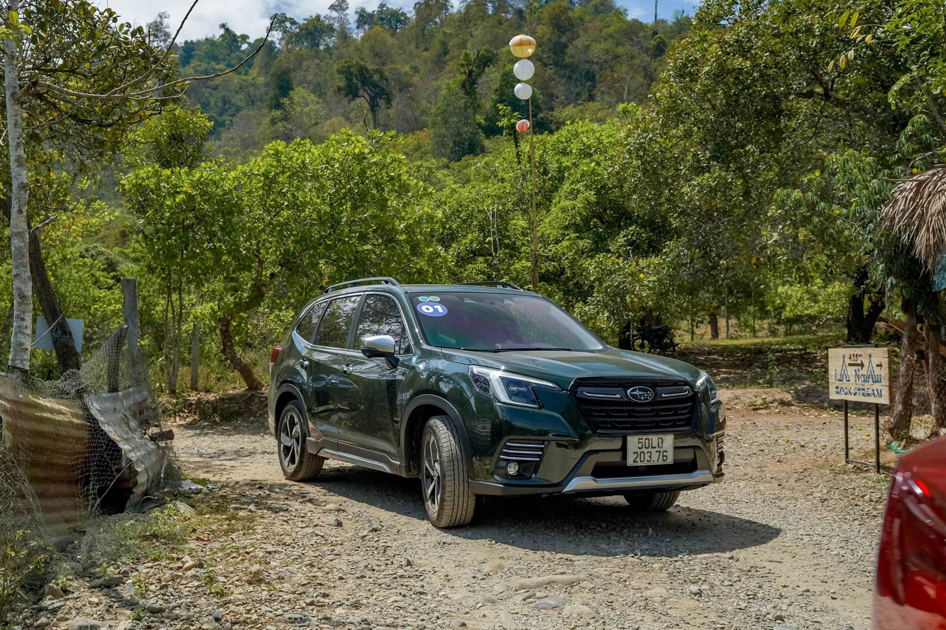 subaru forester giam gia cao nhat 230 trieu dong hinh 1