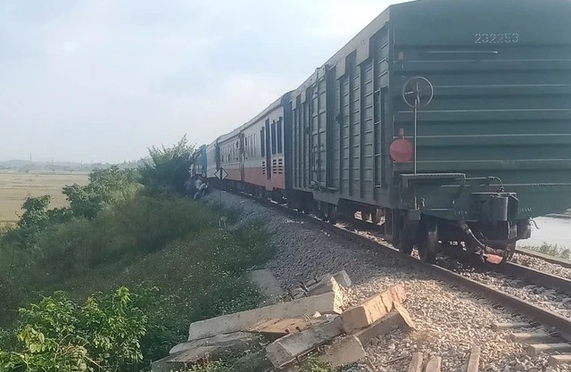 khan truong khac phuc su co tau se7 trat banh khi di qua ha tinh hinh 1