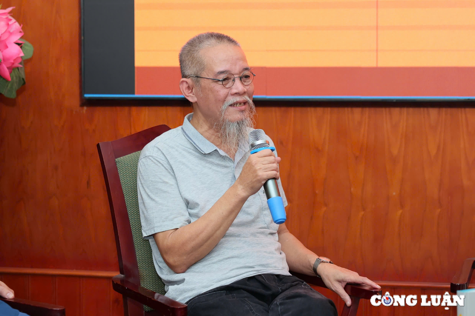 hinh bong ha noi trong dong chay van chuong duong dai hinh 1