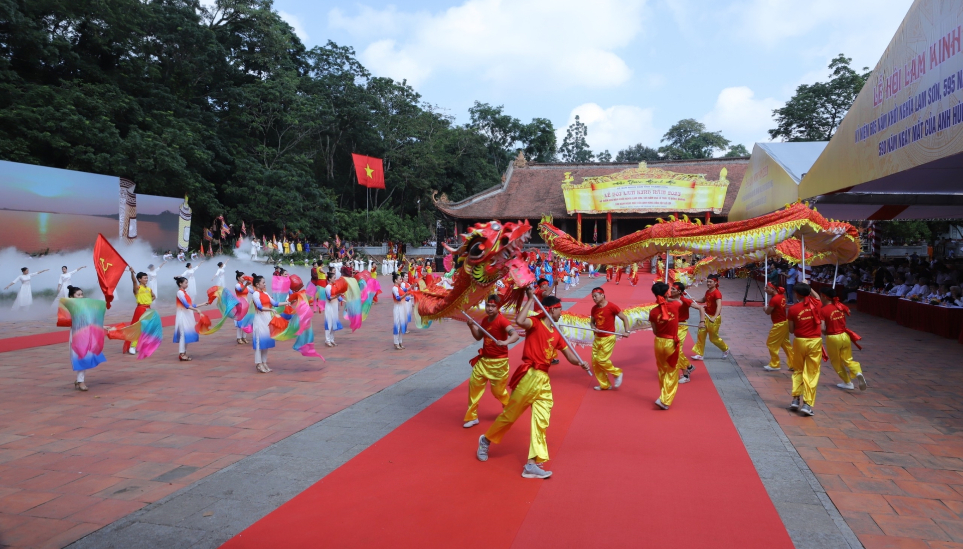 thanh hoa hanh trinh vuot thoi gian phat huy ban sac van hoa hinh 2