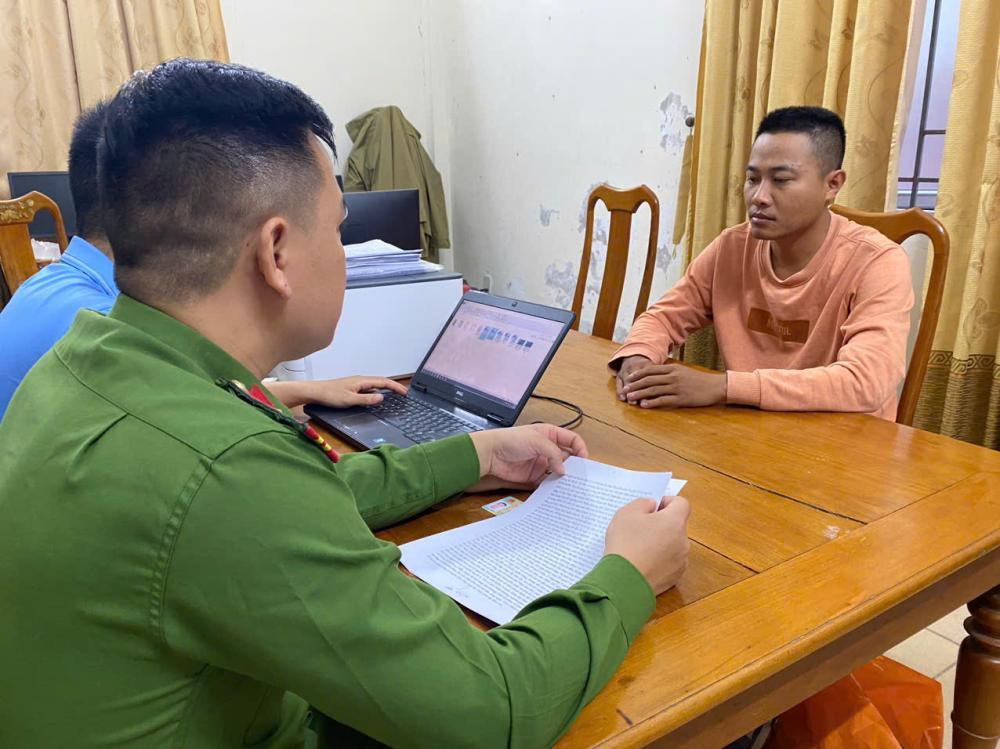 ha tinh bat 6 doi tuong buon ban van chuyen tren 22 tan phao hinh 2