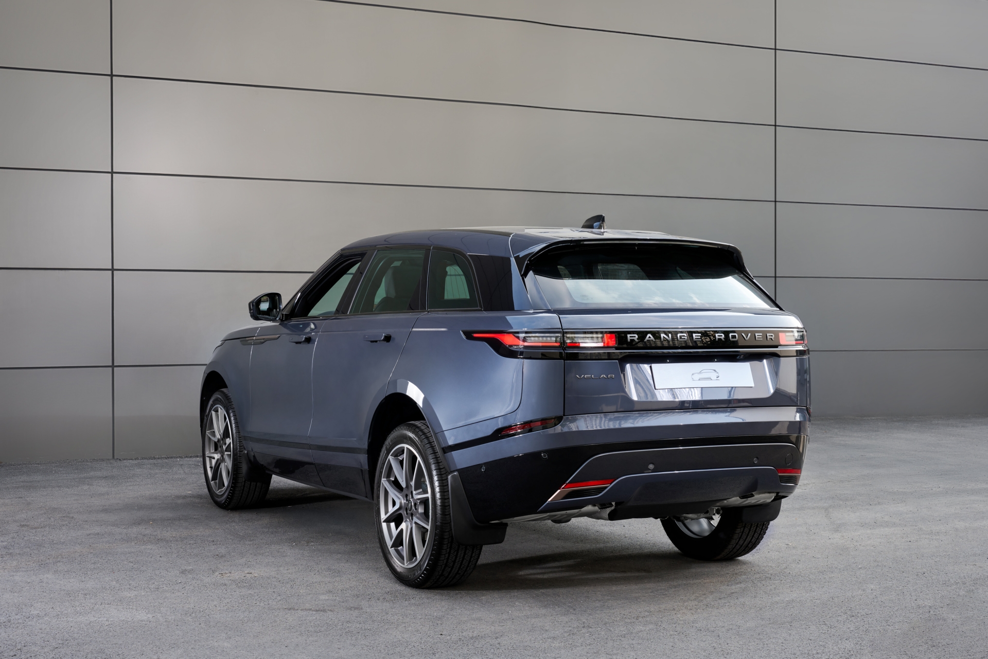 range rover velar 2024 gia tu 373 ty dong tai viet nam hinh 3