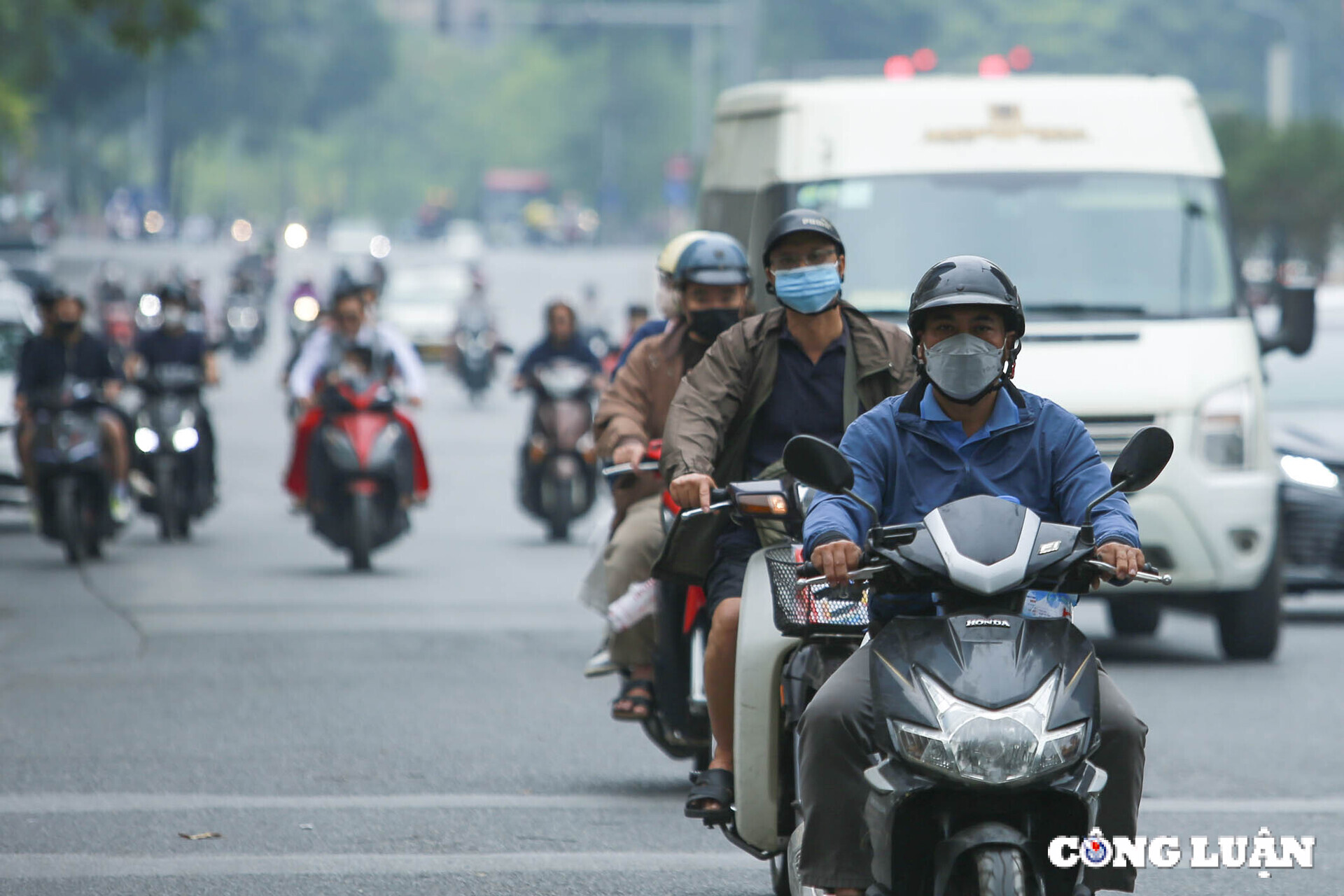 ha noi bau troi lai mu mit chat luong khong khi duoc canh bao xau hinh 4