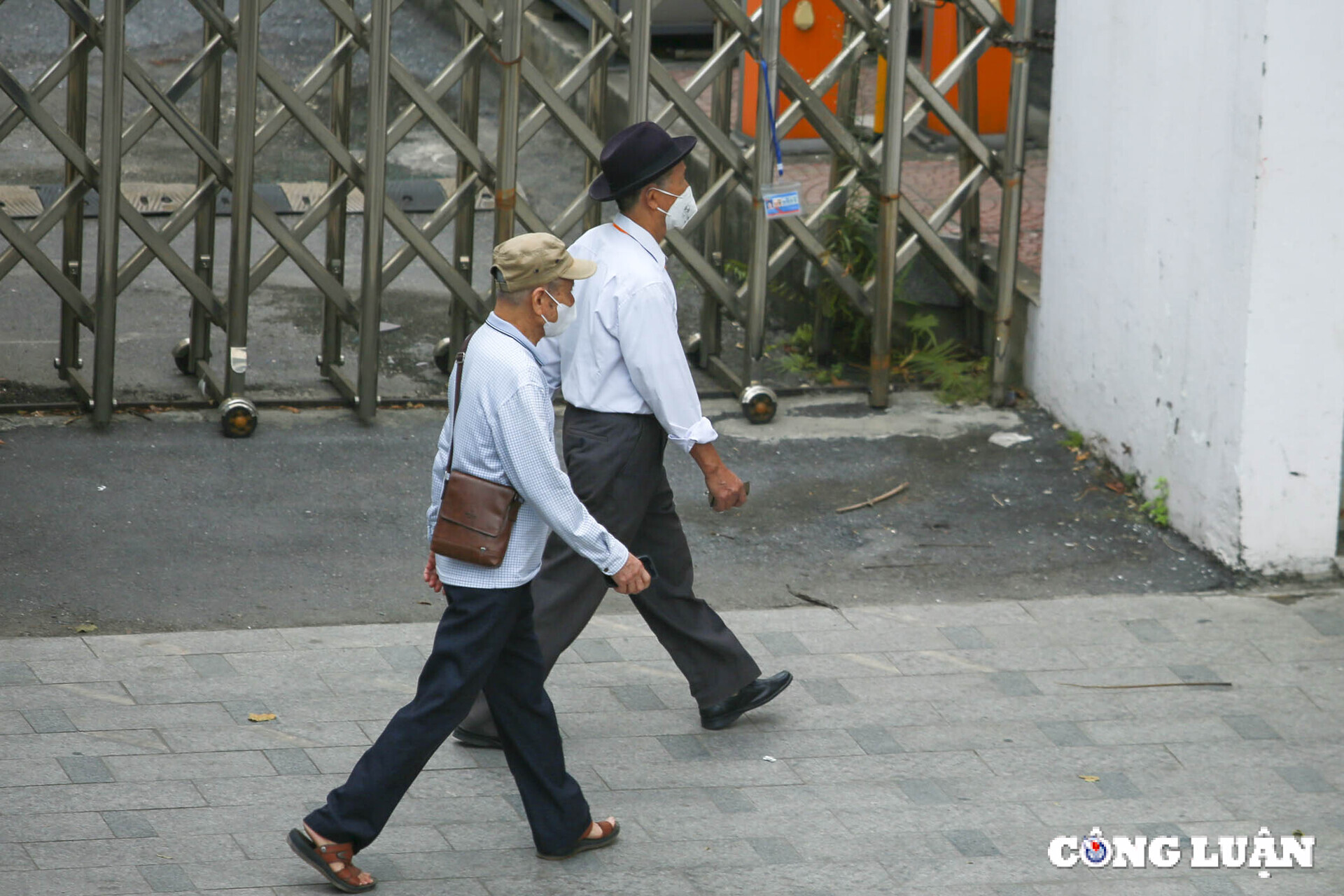 ha noi bau troi lai mu mit chat luong khong khi duoc canh bao xau hinh 7