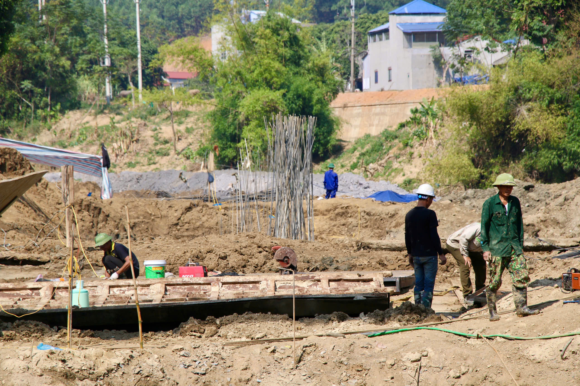 cong ty phuong anh trung nhieu goi thau tiet kiem ngan sach nha nuoc thap tai ha giang bac kan hinh 1