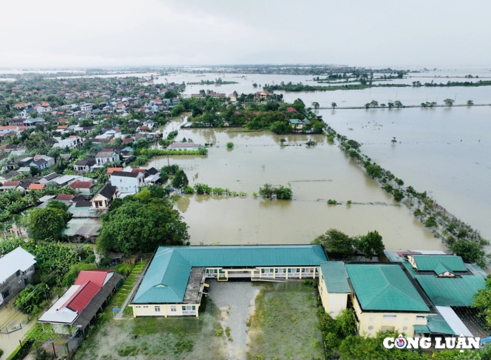 thua thien hue cho hoc sinh nghi hoc do mua lu hinh 1