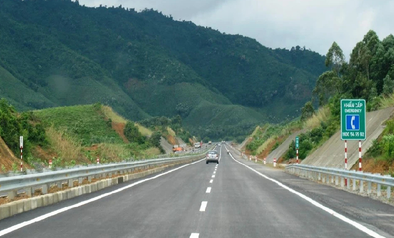 toc do khai thac toi da cho phep tren duong cao toc la 120km h hinh 1