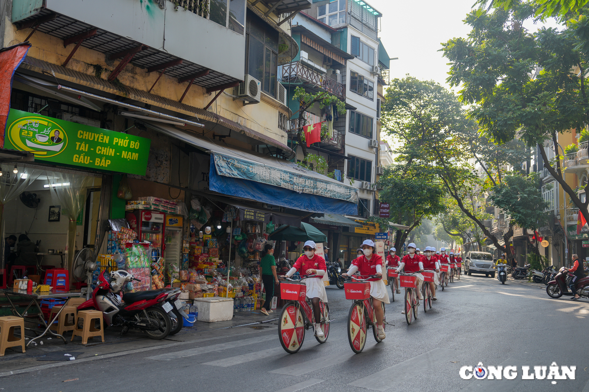 an tuong hanh trinh dap xe quang ba di san ha noi hinh 6