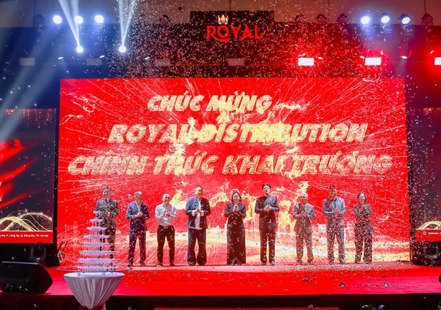 royal distribution huong den nhung san pham cham soc suc khoe va sac dep chat luong cao cho cong dong hinh 1