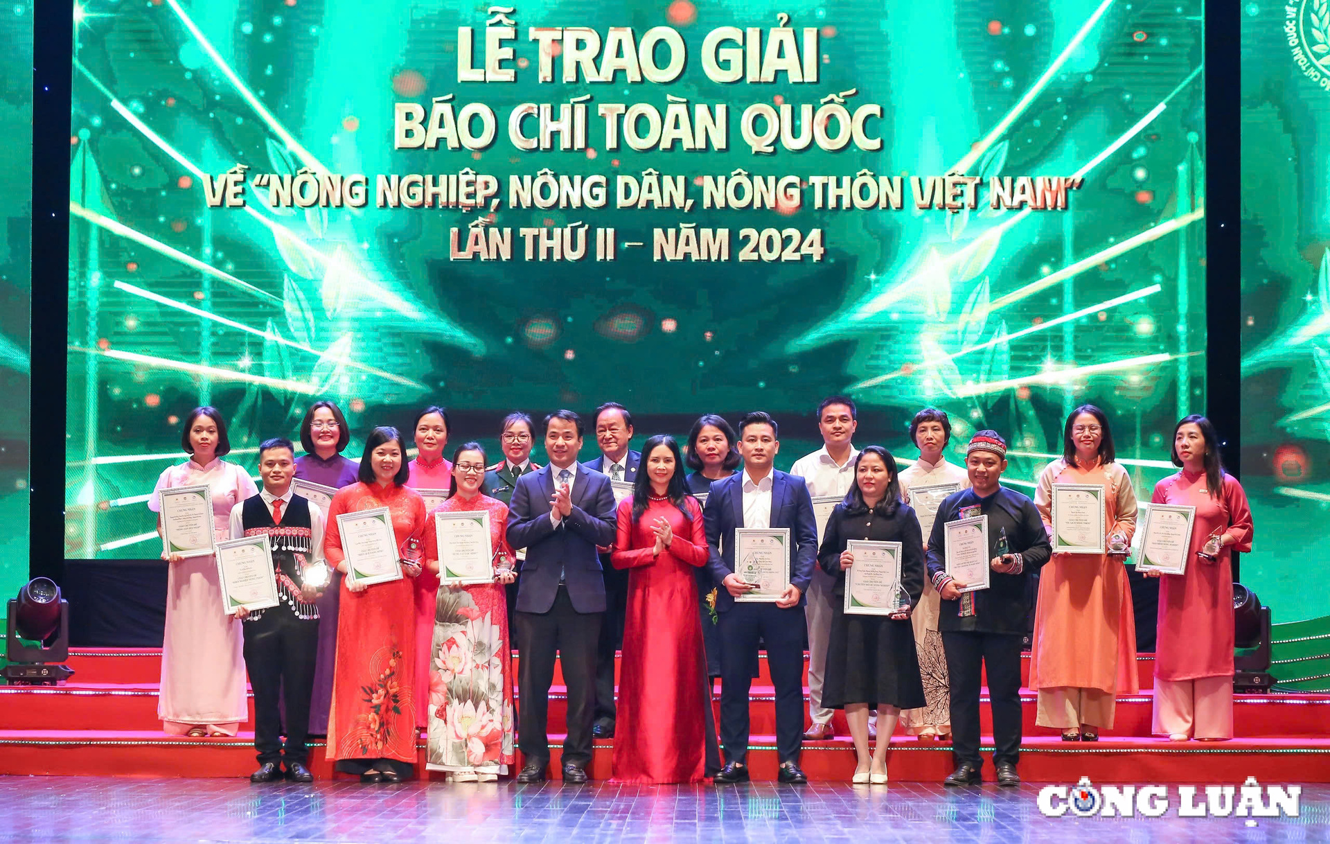 le trao giai bao chi toan quoc ve nong nghiep nong dan nong thon viet nam lan thu ii nam 2024 hinh 8