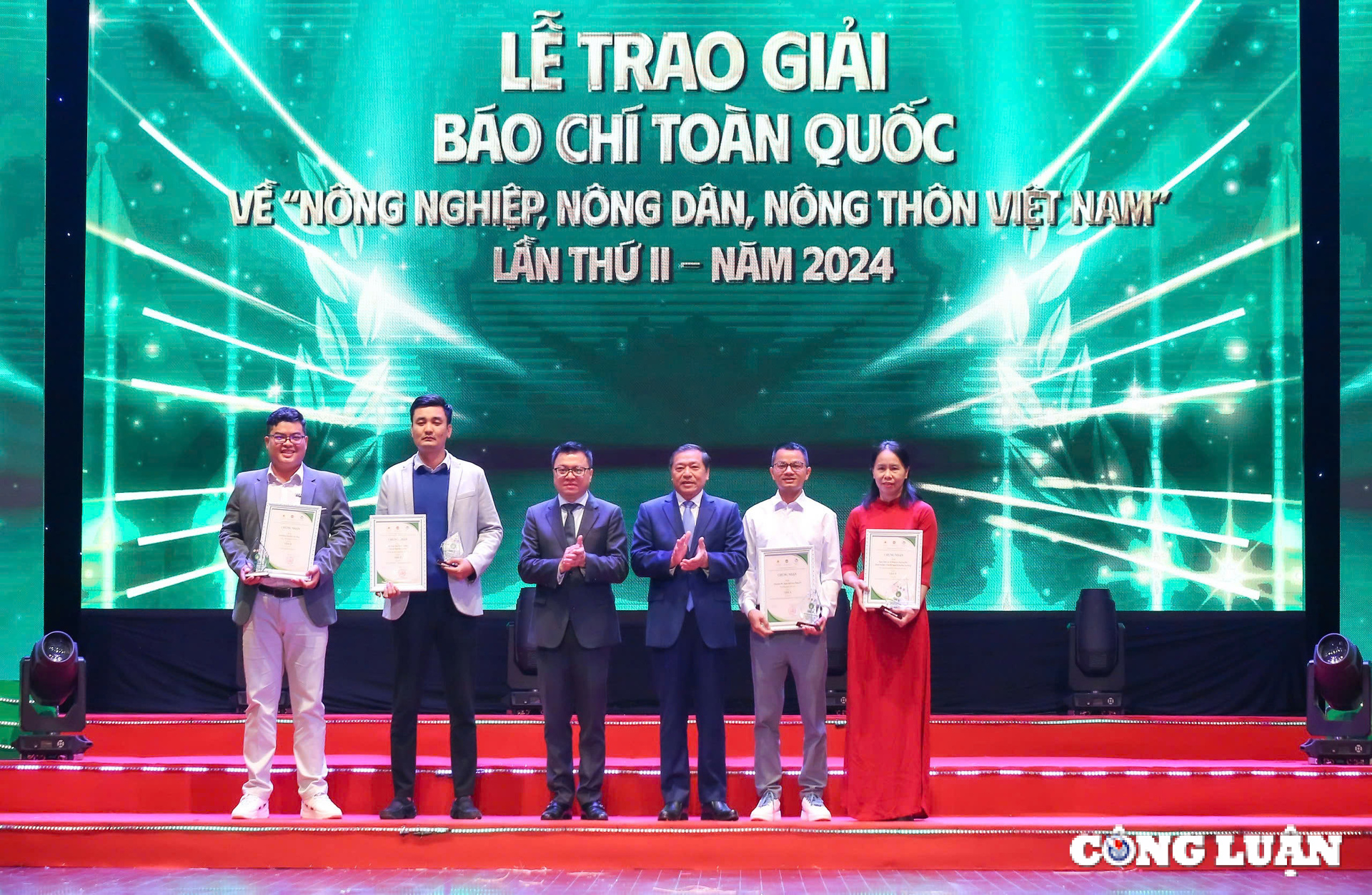 le trao giai bao chi toan quoc ve nong nghiep nong dan nong thon viet nam lan thu ii nam 2024 hinh 5