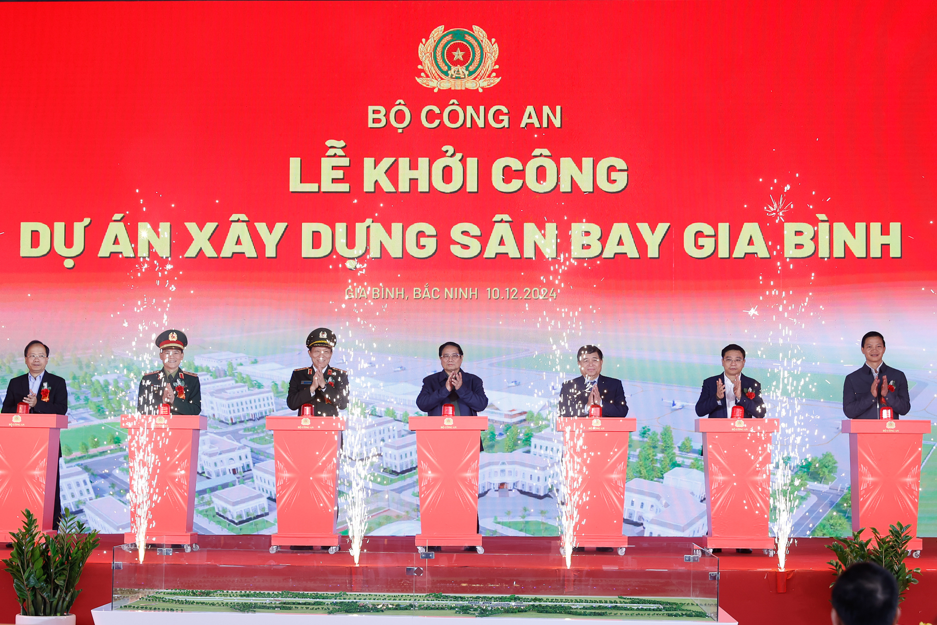 thu tuong pham minh chinh nghien cuu trien khai duong ket noi san bay gia binh  thu do ha noi voi yeu cau 3 nhat hinh 1