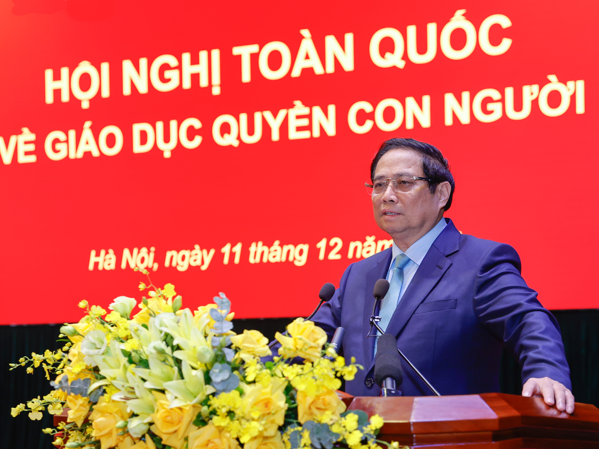 nhan quyen lon nhat cua viet nam la nguoi dan duoc song trong tu do am no va hanh phuc an ninh an toan an dan hinh 2