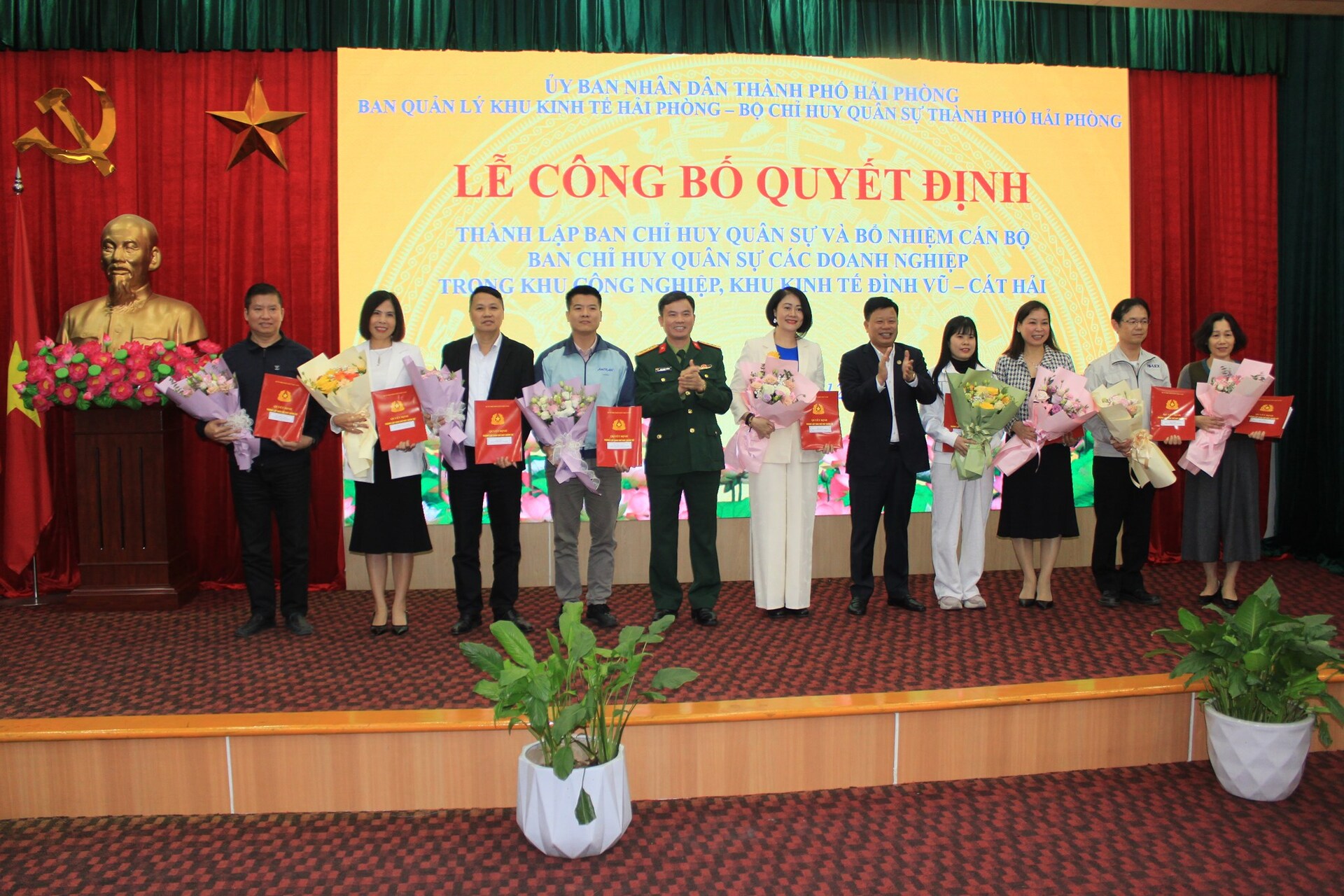 hai phong lap 9 ban chi huy quan su o doanh nghiep trong khu cong nghiep hinh 1