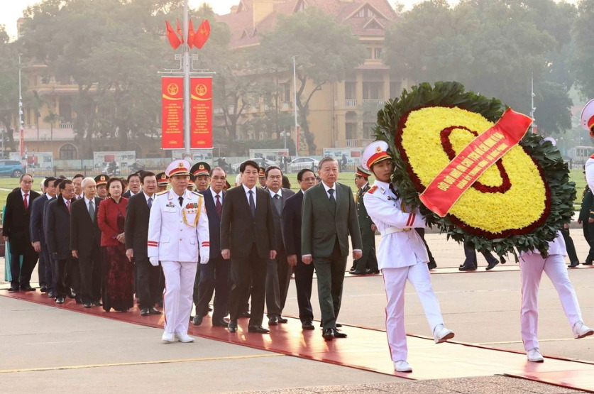 lanh dao dang va nha nuoc vieng chu tich ho chi minh nhan ky niem 80 nam quan doi nhan dan viet nam hinh 2