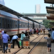 Dịp hè 2024, đường sắt chạy nhiều tàu khách xuất phát từ ga Sài Gòn đi miền Trung