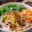 Phở trộn, nộm và gỏi gà xé của Việt Nam lọt top món trộn ngon nhất thế giới