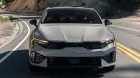 Kia K5 EX Sedan 2025: Sự đột phá trong công nghệ và hiệu suất