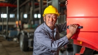 Châu Á đang đối mặt với tình trạng dân số già hóa “không lành mạnh”, 65 tuổi vẫn phải đi làm
