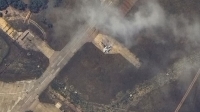 Ảnh vệ tinh cho thấy máy bay và tòa nhà bị phá hủy tại căn cứ quân sự Nga ở Crimea
