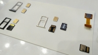 FuZion- thẻ nhớ microSD đồng thời là khe SIM