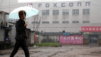 Nhân viên Foxconn ăn cắp linh kiện lỗi Apple bán lời 43 triệu USD