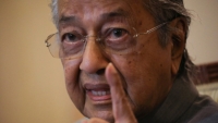 Cựu thủ tướng Malaysia Mahathir phủ nhận việc cổ súy bạo lực