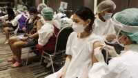 Thái Lan nói vắc xin Sinovac hiệu quả lên đến 91% sau hai liều tiêm