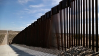 Các cố vấn của ông Trump đe dọa đóng cửa biên giới với Mexico