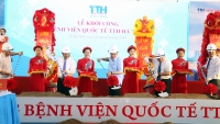 Phó Thủ tướng Chính phủ Vương Đình Huệ dự lễ khởi công Bệnh viện Quốc tế TTH Hà Tĩnh