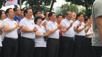 Hà Nội: Hàng nghìn người đi bộ quanh Hồ Hoàn Kiếm kêu gọi 