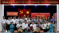 TTXVN và UBND tỉnh Cà Mau ký kết hợp tác thông tin