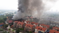 Hà Nội: Cháy lớn gần cổng chào Thiên Đường Bảo Sơn