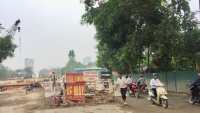 Hà Nội: Thi công mở rộng đường gây mất an toàn giao thông