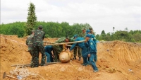 Đắk Nông: Di dời quả bom gần 500 kg đến vị trí an toàn