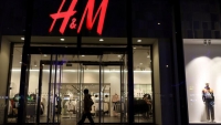 Nghệ sĩ Trung Quốc quay lưng với H&M, Nike…