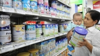 Quảng cáo sữa thay thế sữa mẹ cho trẻ dưới 24 tháng tuổi sẽ bị phạt tới 70 triệu đồng