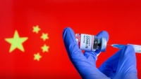 Trung Quốc cân nhắc trộn vắc xin COVID-19 để tăng tỷ lệ bảo vệ