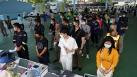 Thái Lan ra lệnh đóng cửa hàng loạt loại hình kinh doanh ở Bangkok ngăn làn sóng Covid-19 mới