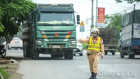 Hà Nội: Đội CSGT huyện Thạch Thất “kêu khó” trong việc xử lý xe quá tải