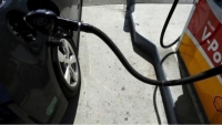 Giá xăng tăng vọt sau vụ tấn công mạng khiến đường ống dẫn nhiên liệu lớn nhất ở Mỹ đóng cửa