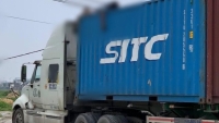 Bắc Ninh: Tài xế container bị điện giật tử vong