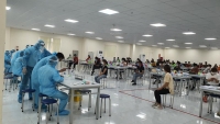 Hà Nội cử 16 chuyên gia y tế hỗ trợ Bắc Giang dập dịch