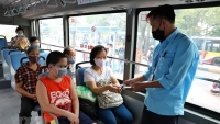 Đề nghị ưu tiên tiêm vaccine COVID-19 cho nhân viên xe buýt Thủ đô