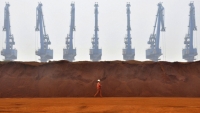 Giá quặng sắt bùng nổ khiến Úc kiếm bội tiền từ Trung Quốc